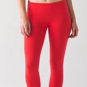 lululemon red cropped winder under leggings
